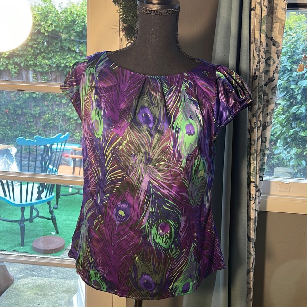 Banana Republic silk short sleeve blouse